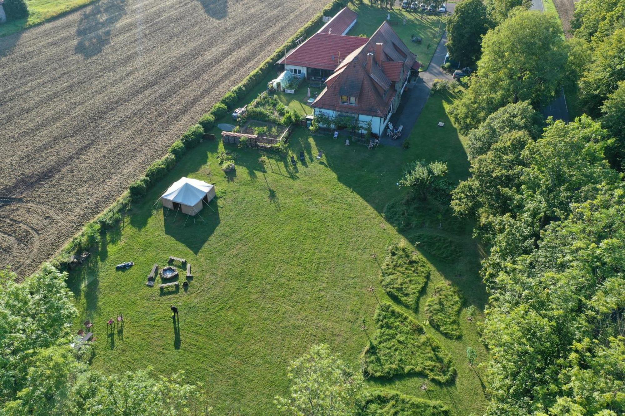 Haus Ringgau - Urlaub, Gemeinschaft Und Erlebnis Im Herzen Von Deutschland Herleshausen Exterior photo
